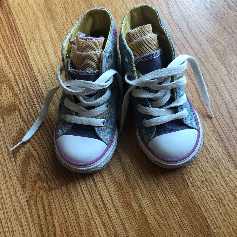 Toddler Converse All Star high top sneakers— denim paint splatter design